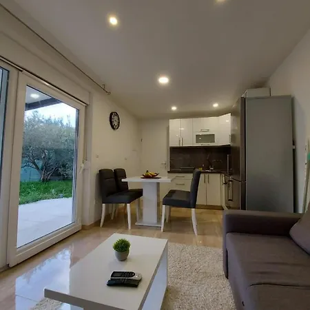 Apartment Heaven *